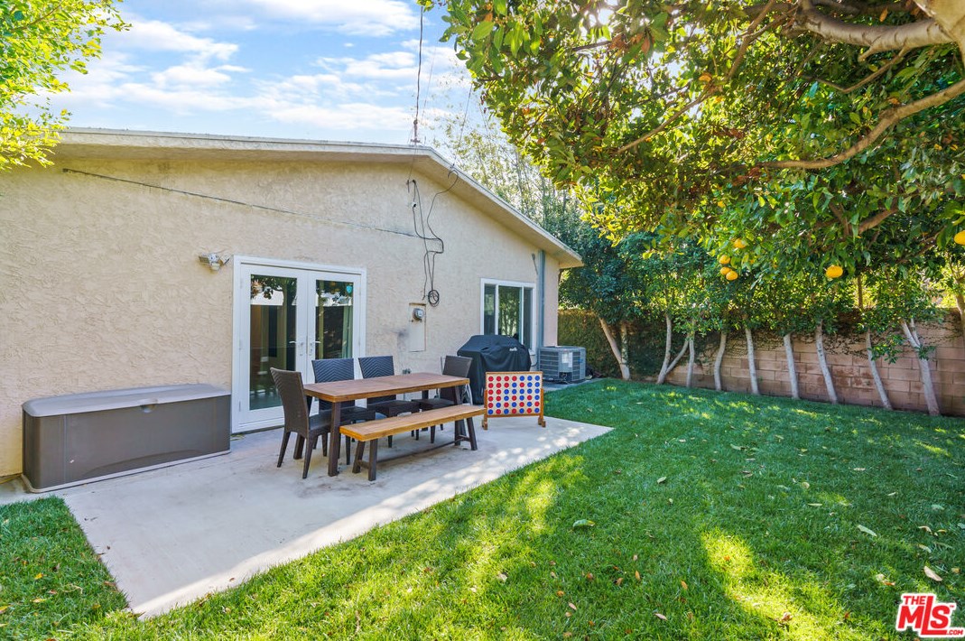 12425 Allin St, Los Angeles CA  90066-6805 exterior