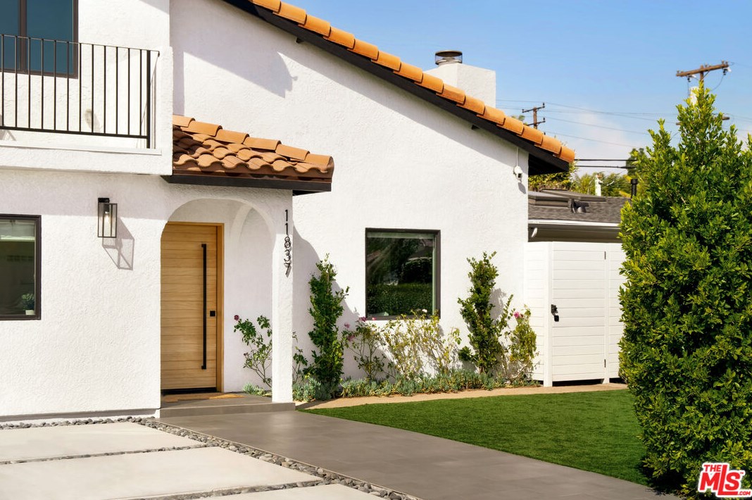 11837 Wagner St, Los Angeles CA  90230-5131 exterior