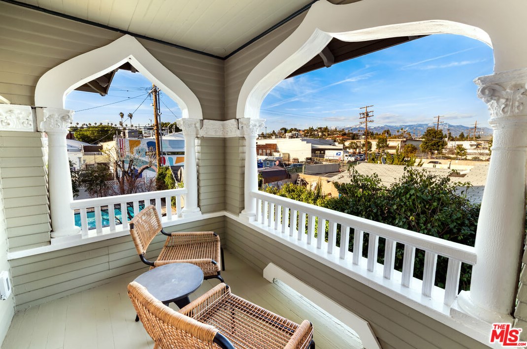 5915 Echo St, Los Angeles CA  90042-4223 exterior