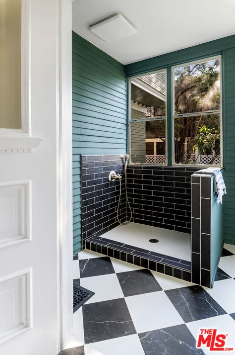 5915 Echo St, Los Angeles CA  90042-4223 exterior