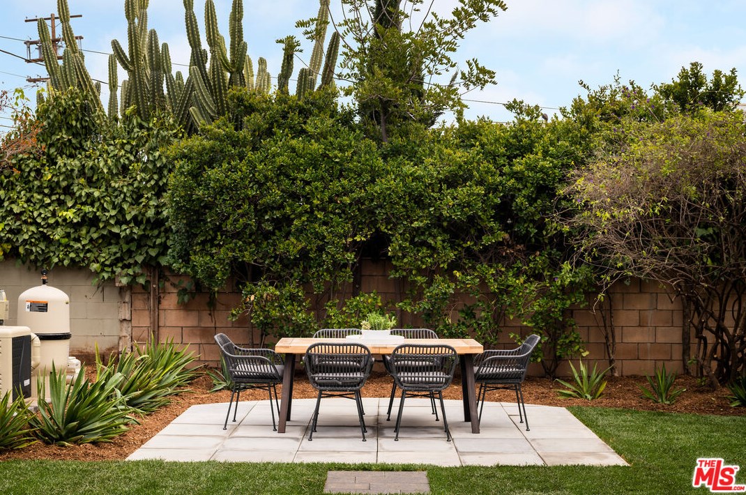 5915 Echo St, Los Angeles CA  90042-4223 exterior