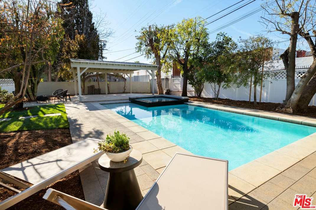 5915 Echo St, Los Angeles CA  90042-4223 exterior