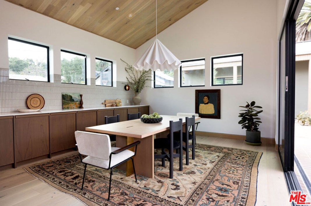 4985 Vincent Ave, Los Angeles CA  90041-2218 exterior