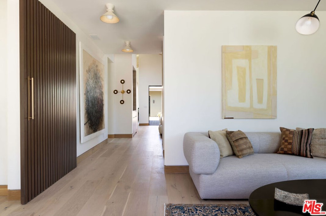 4985 Vincent Ave, Los Angeles CA  90041-2218 exterior