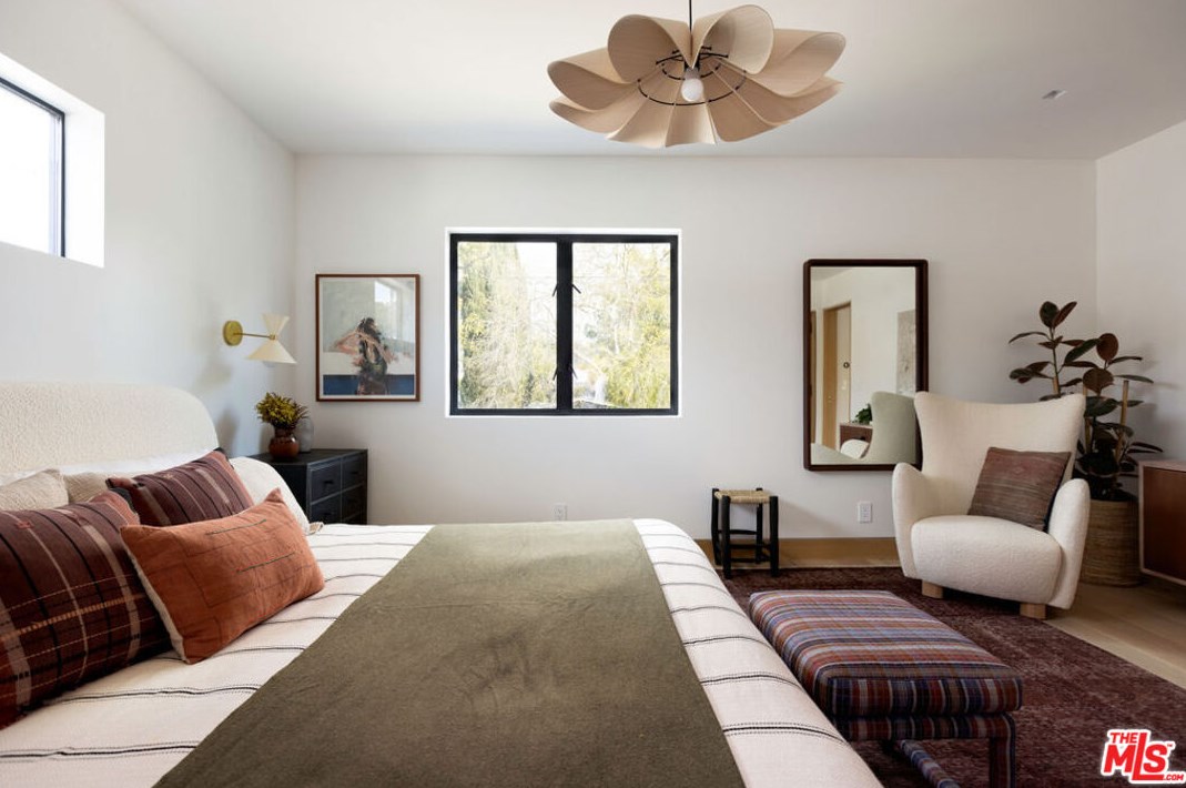 4985 Vincent Ave, Los Angeles CA  90041-2218 exterior