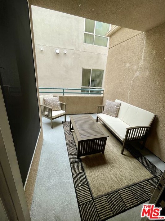 1200 Corning St, Los Angeles CA  90035-2463 exterior
