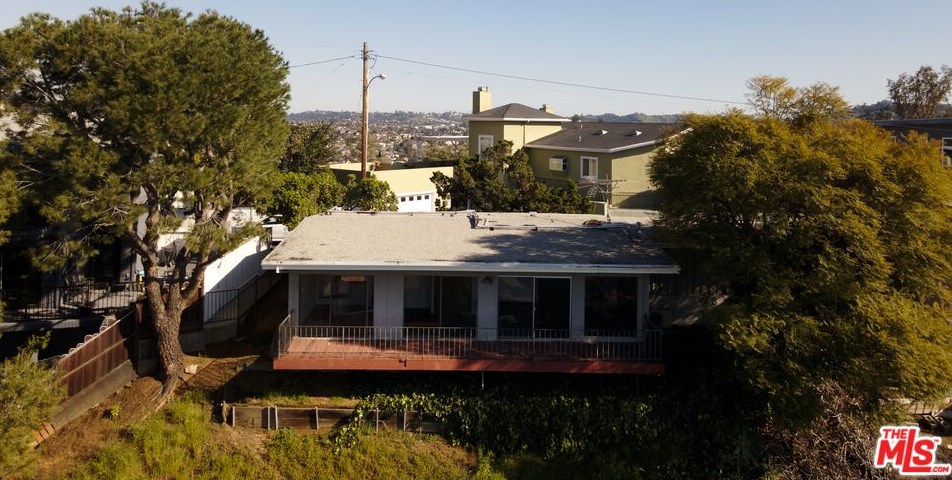 2601 Medlow Ave, Los Angeles CA  90065-4616 exterior