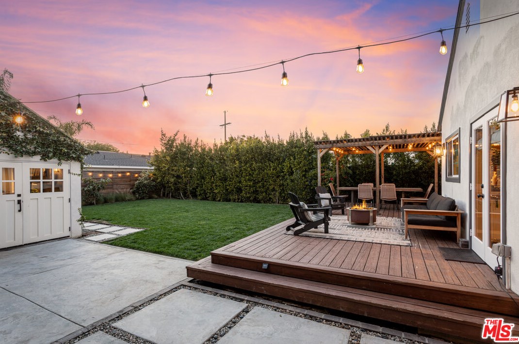 3657 Sawtelle Blvd, Los Angeles CA  90066-3417 exterior