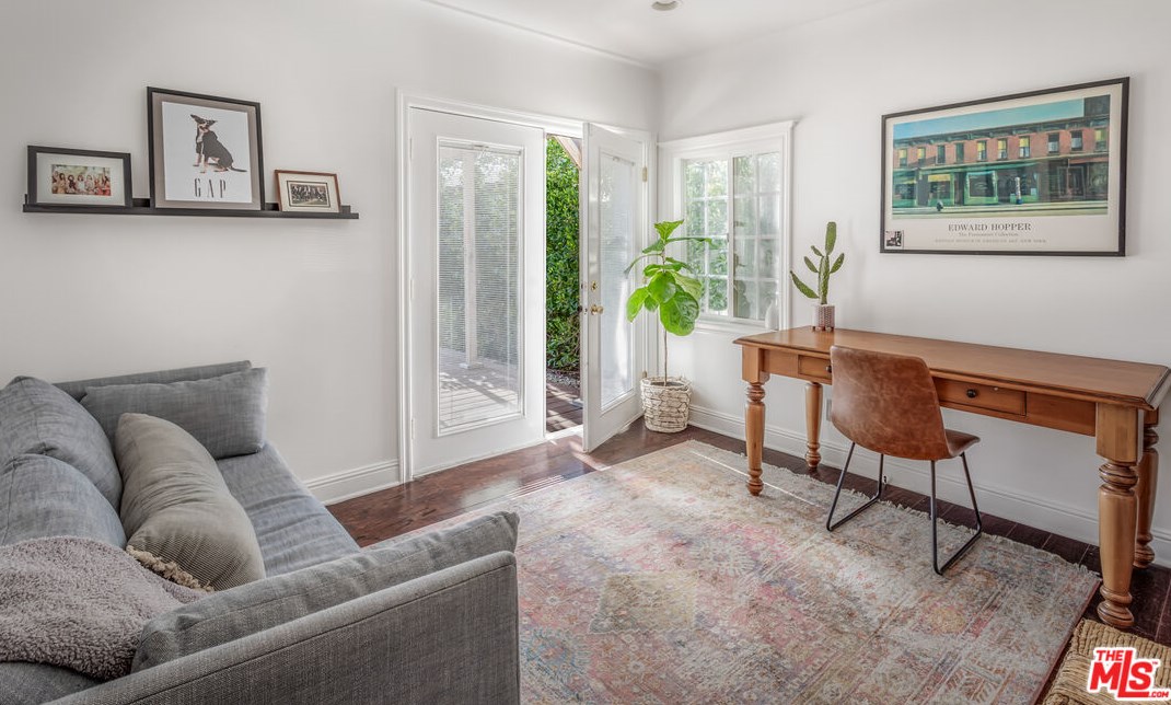 3657 Sawtelle Blvd, Los Angeles CA  90066-3417 exterior