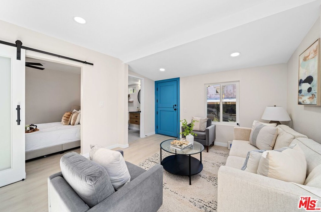 809 Gage Ave, Los Angeles CA  90001-1515 exterior