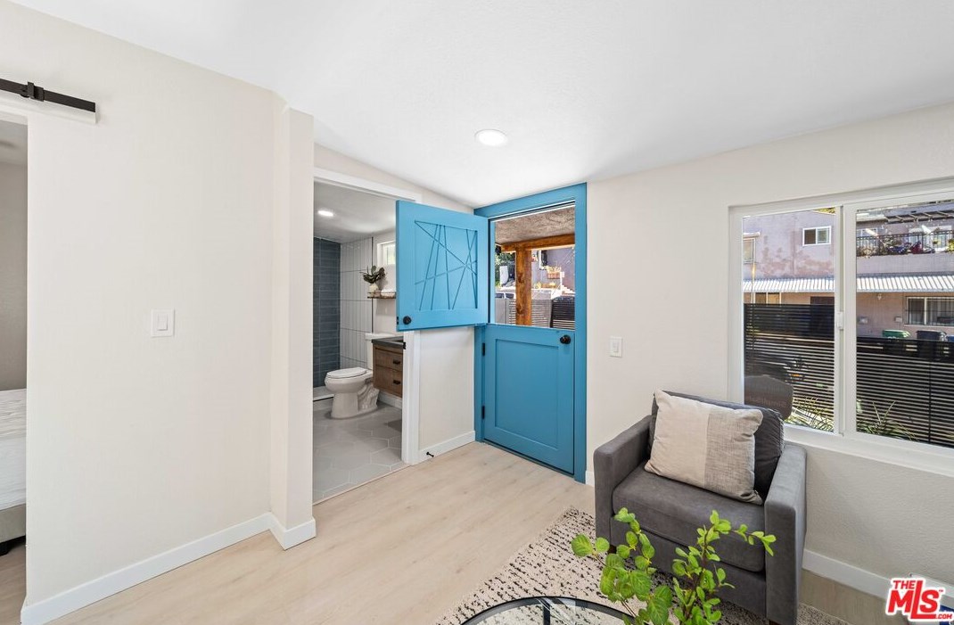 809 Gage Ave, Los Angeles CA  90001-1515 exterior