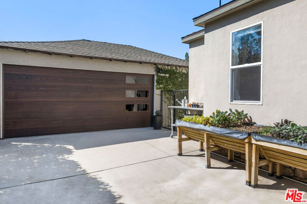 1715 Sinaloa Ave, Pasadena CA  91104-1531 exterior