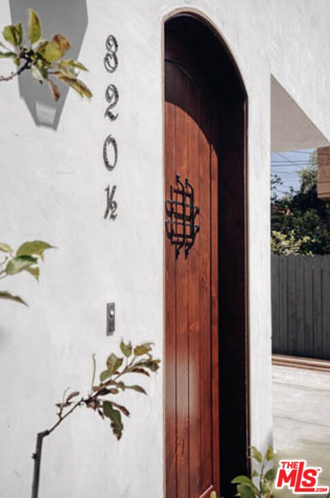 320 Gifford Ave, Los Angeles CA  90063-3425 exterior