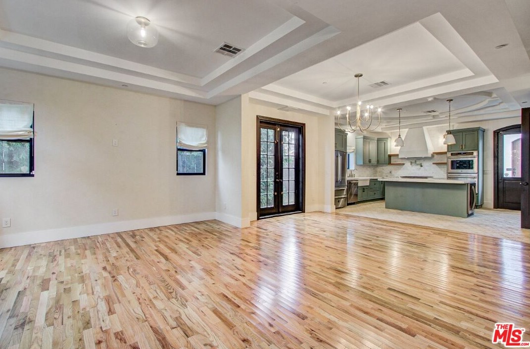 320 Gifford Ave, Los Angeles CA  90063-3425 exterior