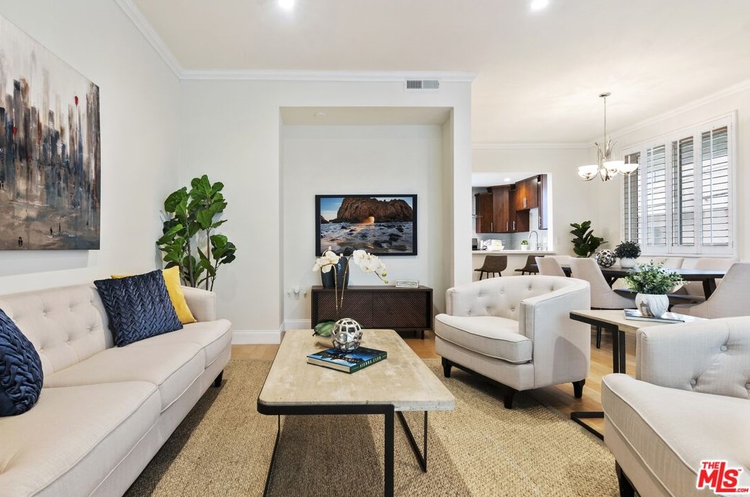 1825 Thayer Ave, Los Angeles CA  90025-4905 exterior