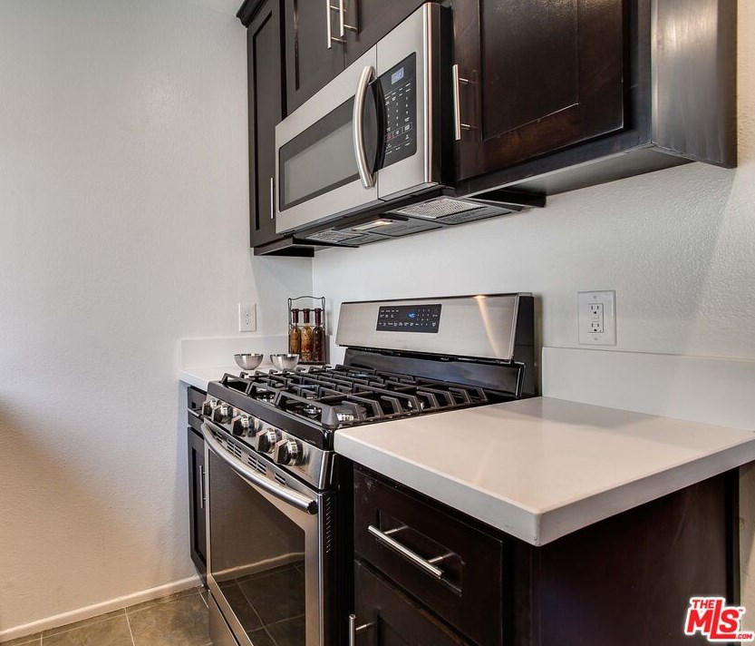 5433 Abbott Pl, Los Angeles CA  90042-3301 exterior