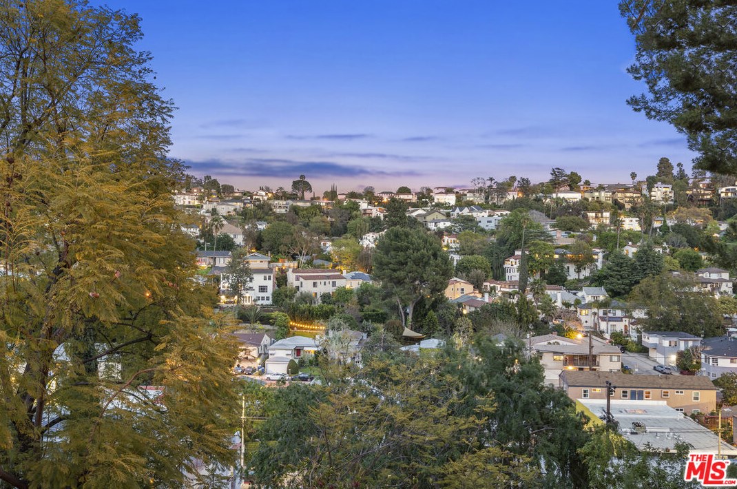 2246 Lyric Ave, Los Angeles CA  90027-4752 exterior