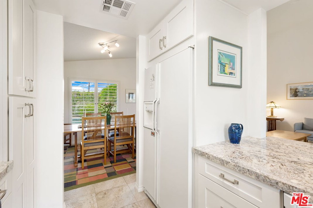 69385 Avenida De Las Montanas, Cathedral City CA  92234-1596 exterior