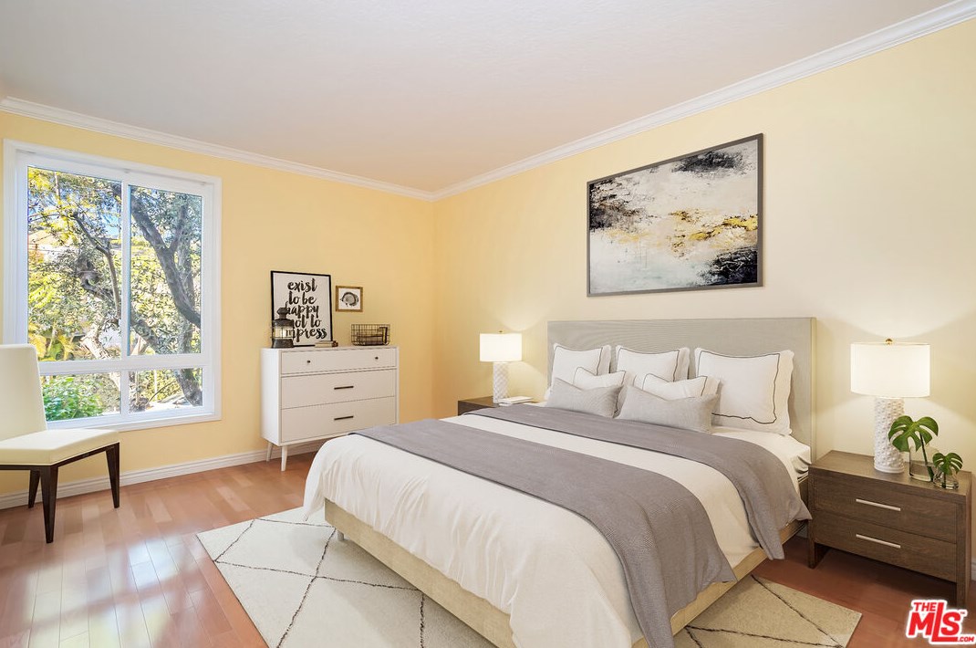 8960 Cynthia St, Los Angeles CA  90069-4440 exterior