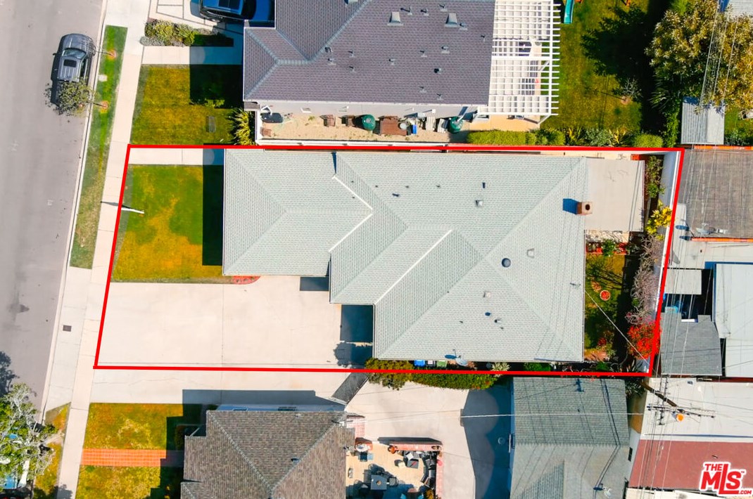 3955 Lyceum Ave, Los Angeles CA  90066-4126 exterior
