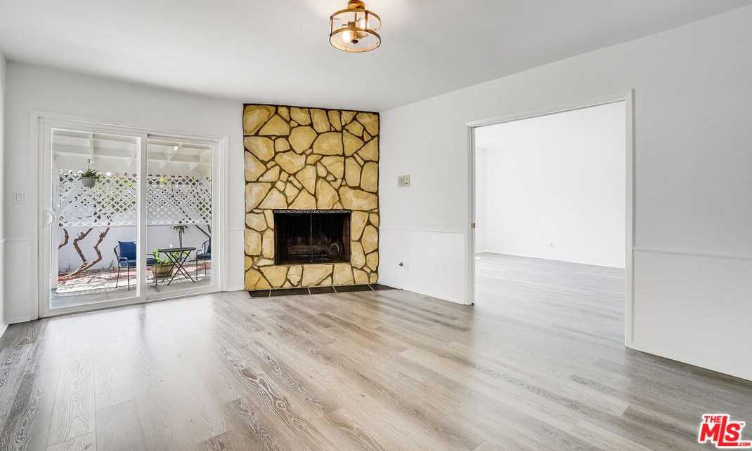 3955 Lyceum Ave, Los Angeles CA  90066-4126 exterior