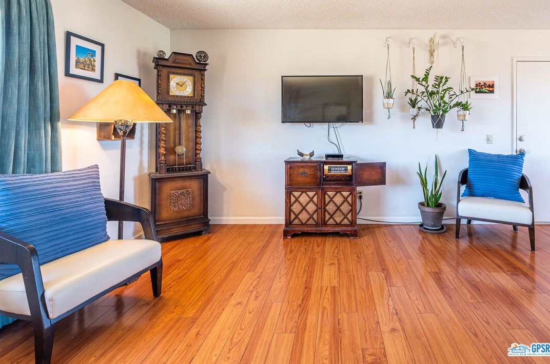 60668 La Mirada Trl, Joshua Tree CA  92252-2859 exterior