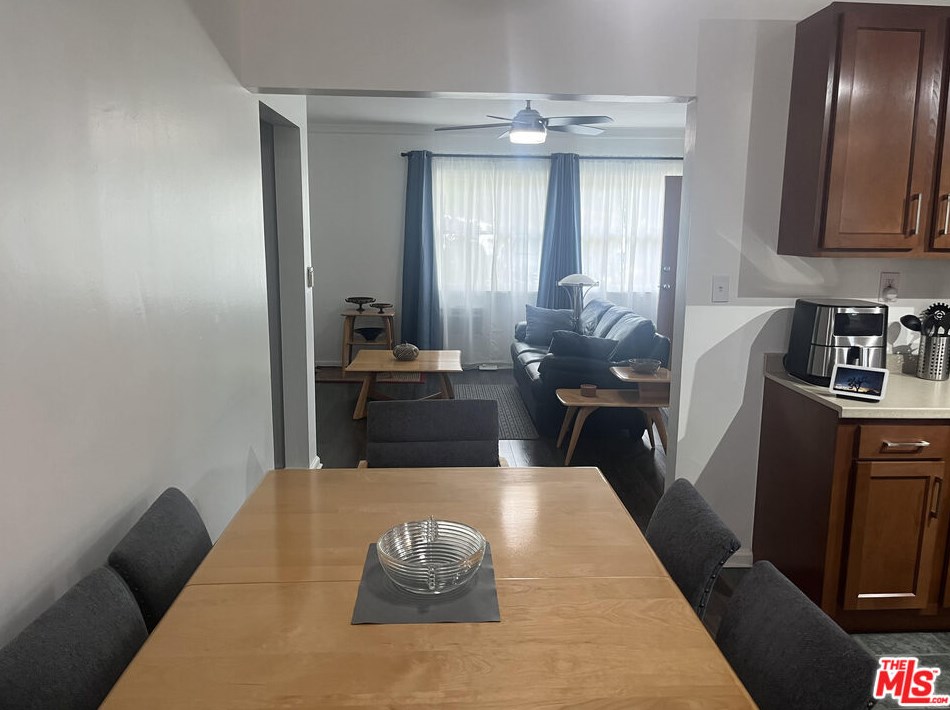 2223 Silver Ridge Ave, Los Angeles CA  90039-3641 exterior