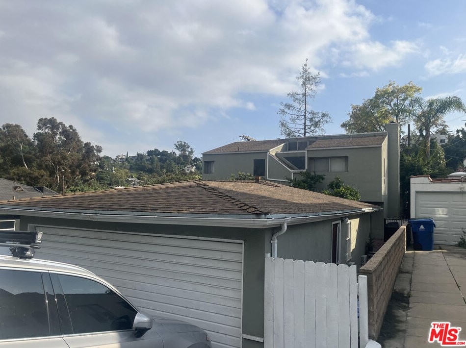 2223 Silver Ridge Ave, Los Angeles CA  90039-3641 exterior