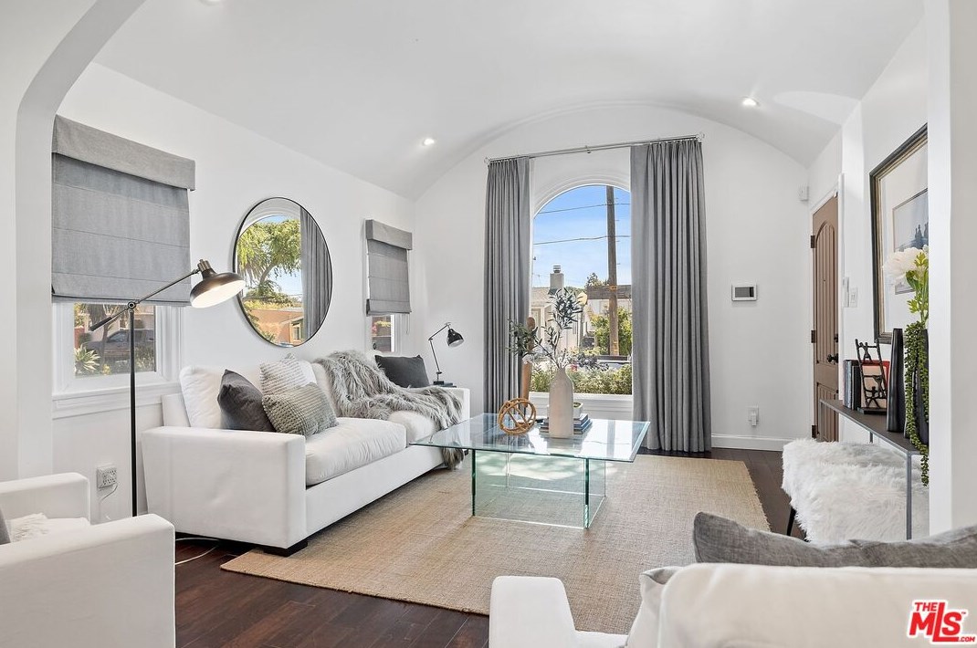 8929 Hubbard St, Los Angeles CA  90232-2403 exterior