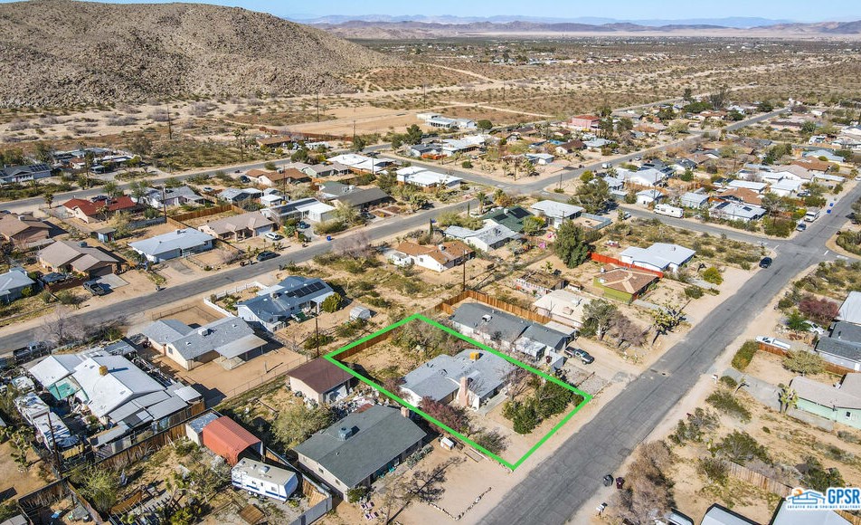 61740 Oleander Dr, Joshua Tree CA  92252-2017 exterior