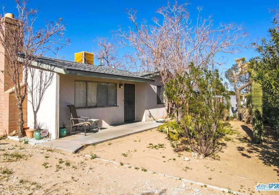 61740 Oleander Dr, Joshua Tree CA  92252-2017 exterior
