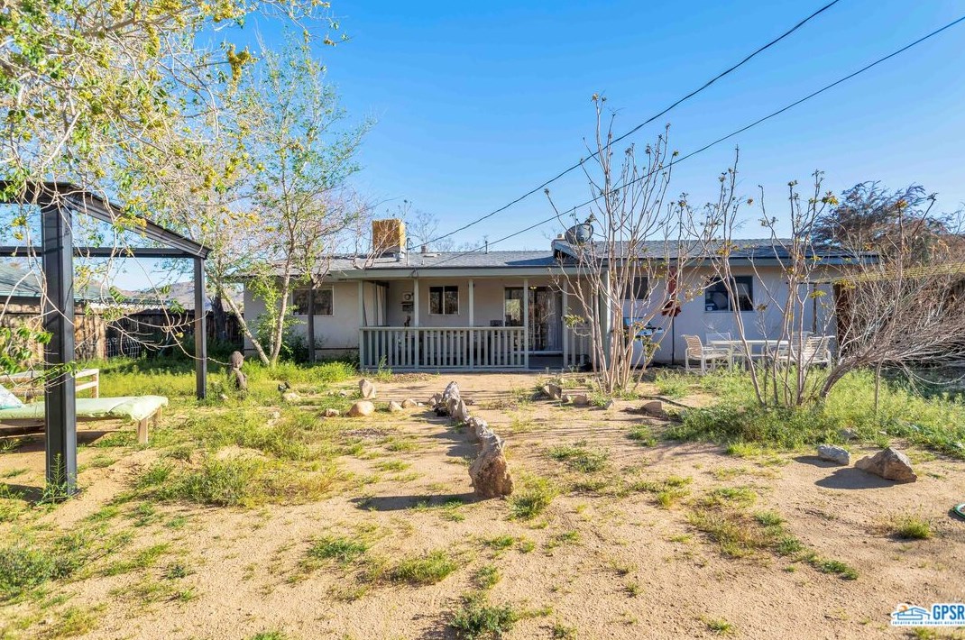 61740 Oleander Dr, Joshua Tree CA  92252-2017 exterior