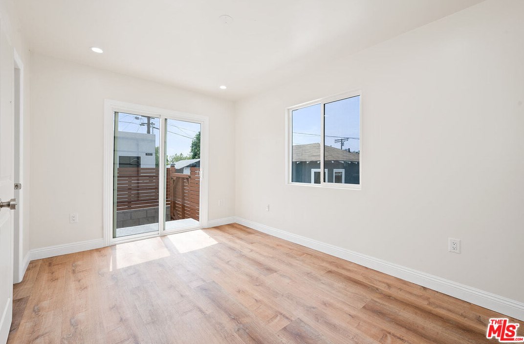 3120 Chaucer St, Los Angeles CA  90065-1827 exterior