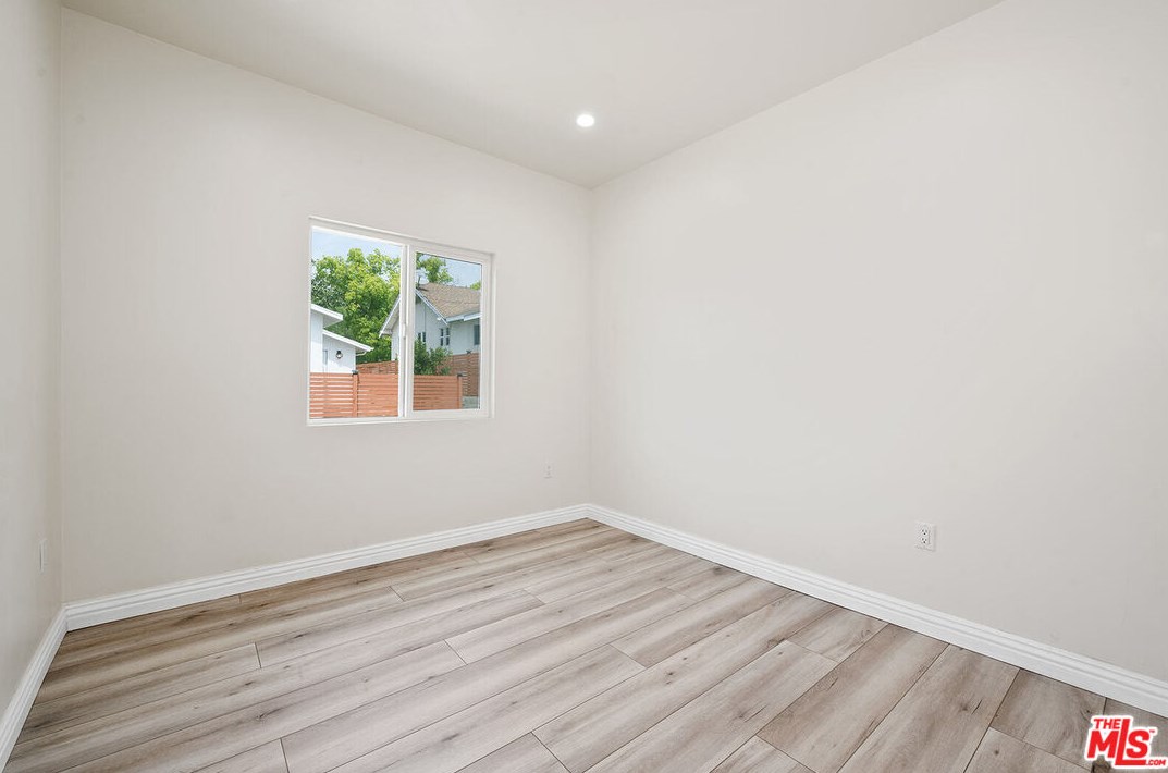 3120 Chaucer St, Los Angeles CA  90065-1827 exterior