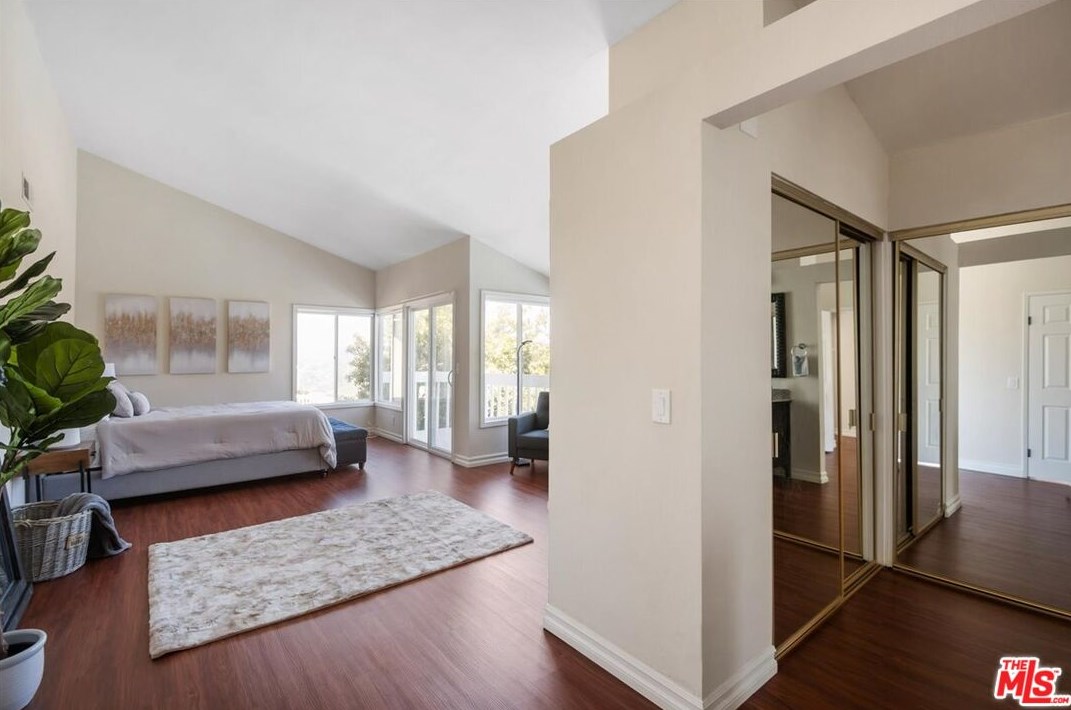 21327 Chirping Sparrow Rd, Pomona CA  91765-3702 exterior
