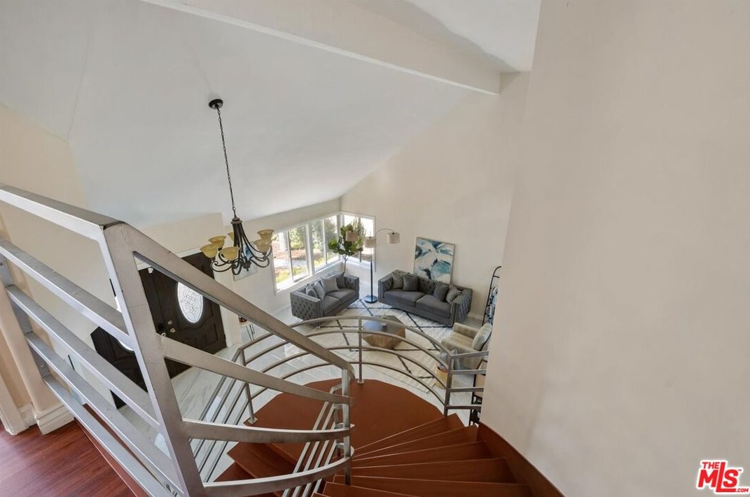 21327 Chirping Sparrow Rd, Pomona CA  91765-3702 exterior
