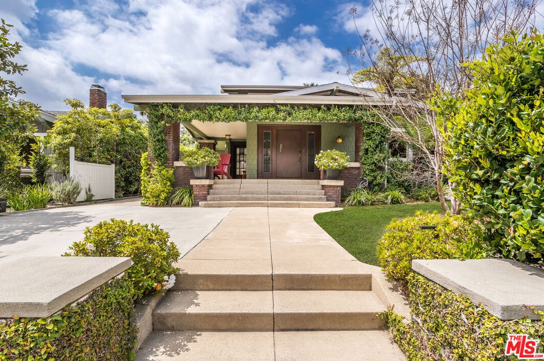 1535 Sierra Bonita Ave, Los Angeles CA  90019-3927 exterior