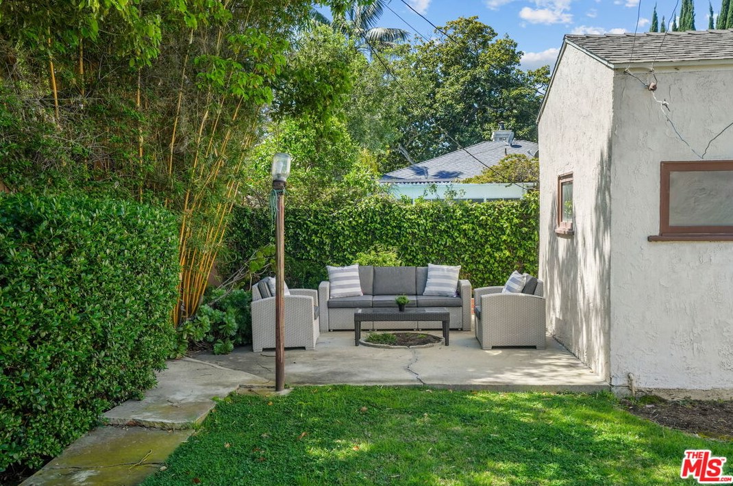 4123 Harter Ave, Los Angeles CA  90232-4014 exterior