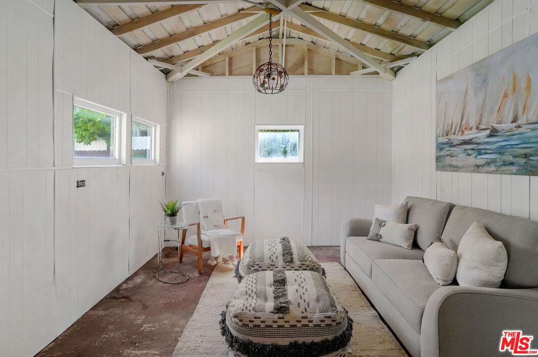 4123 Harter Ave, Los Angeles CA  90232-4014 exterior