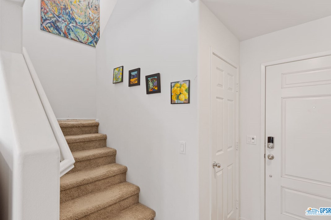 67427 Rio Oso Rd, Cathedral City CA  92234 exterior