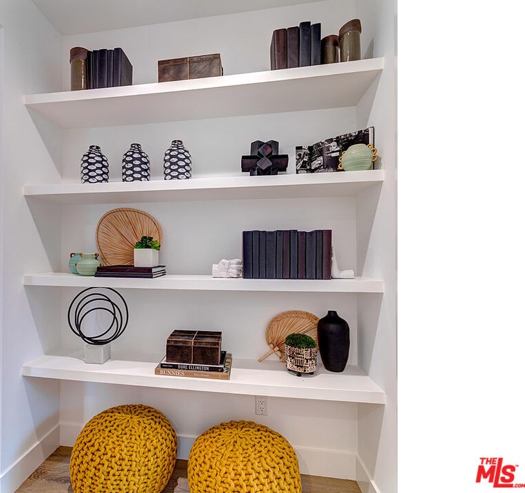 10560 Ayres Ave, Los Angeles CA  90064-3343 exterior