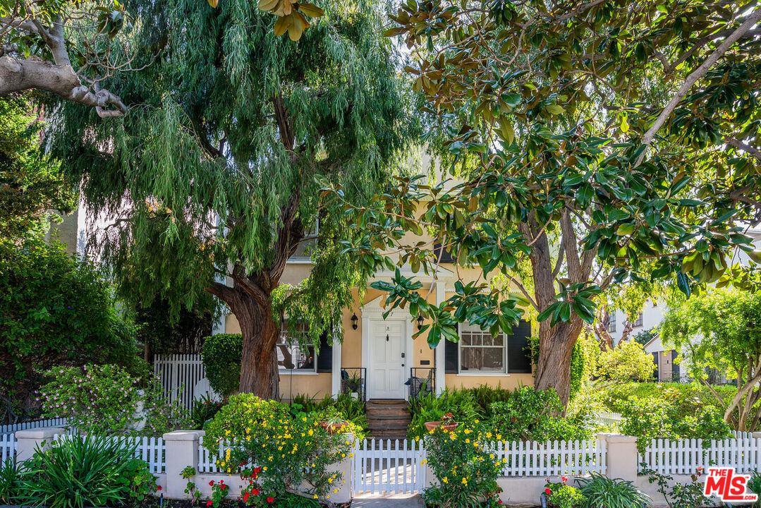 817 6th St B, Santa Monica, CA 90403 MLS 23265075 Coldwell Banker