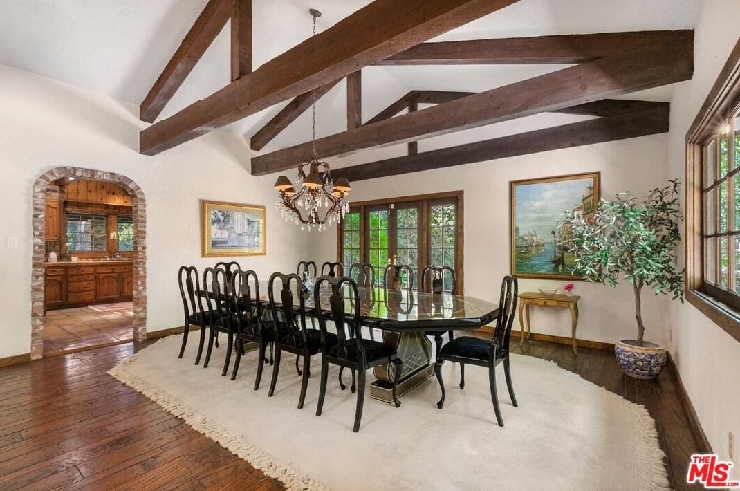 3030 Antelo View Dr, Los Angeles CA  90077-1608 exterior