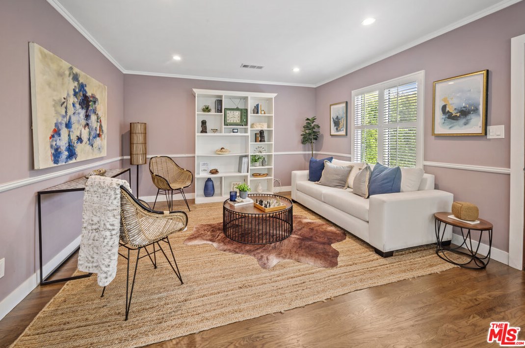 10763 Charnock Rd, Los Angeles CA  90034-6201 exterior