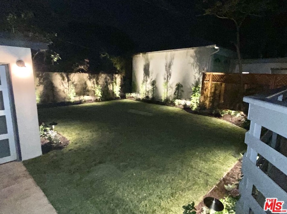 3951 Coolidge Ave, Los Angeles CA  90066-5007 exterior