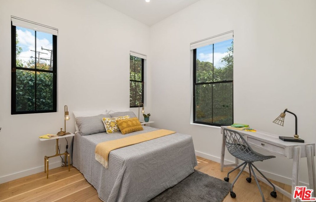 8898 Hubbard St, Los Angeles CA  90232-2402 exterior