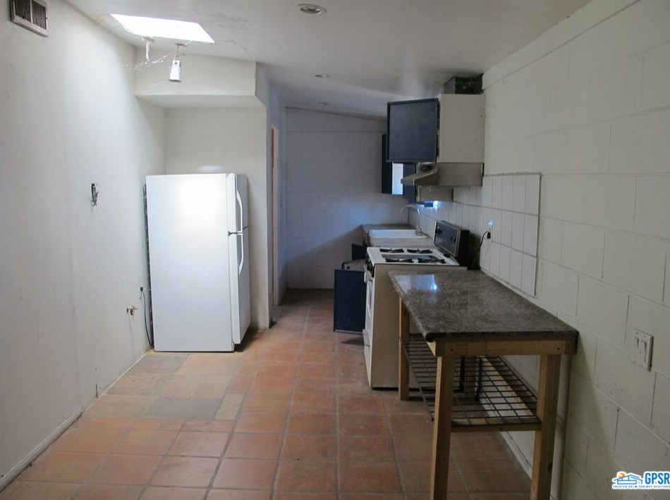 30885 Santa Barbara Dr, Cathedral City CA  92234-5060 exterior