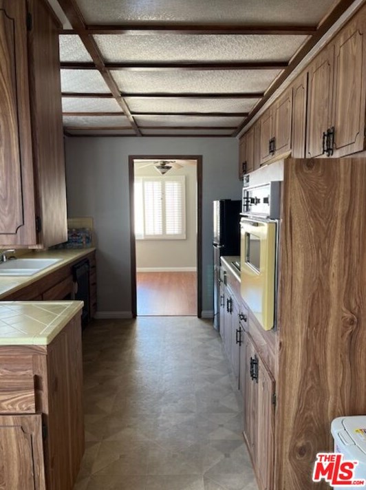 5410 57 St, Los Angeles CA  90011-5025 exterior