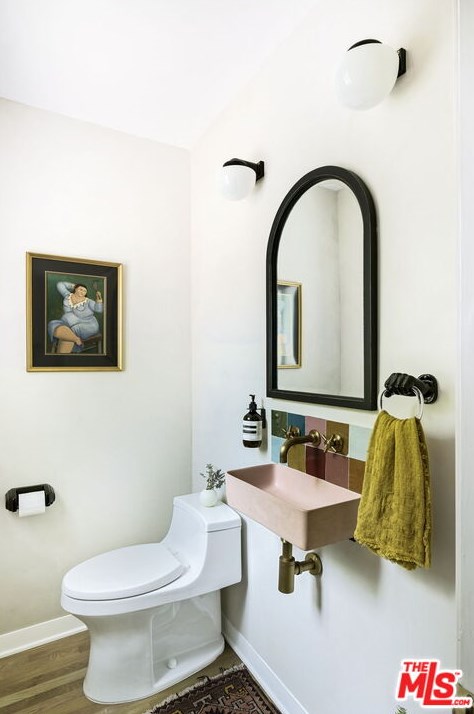 2133 Mayview Dr, Los Angeles CA  90027-4635 exterior