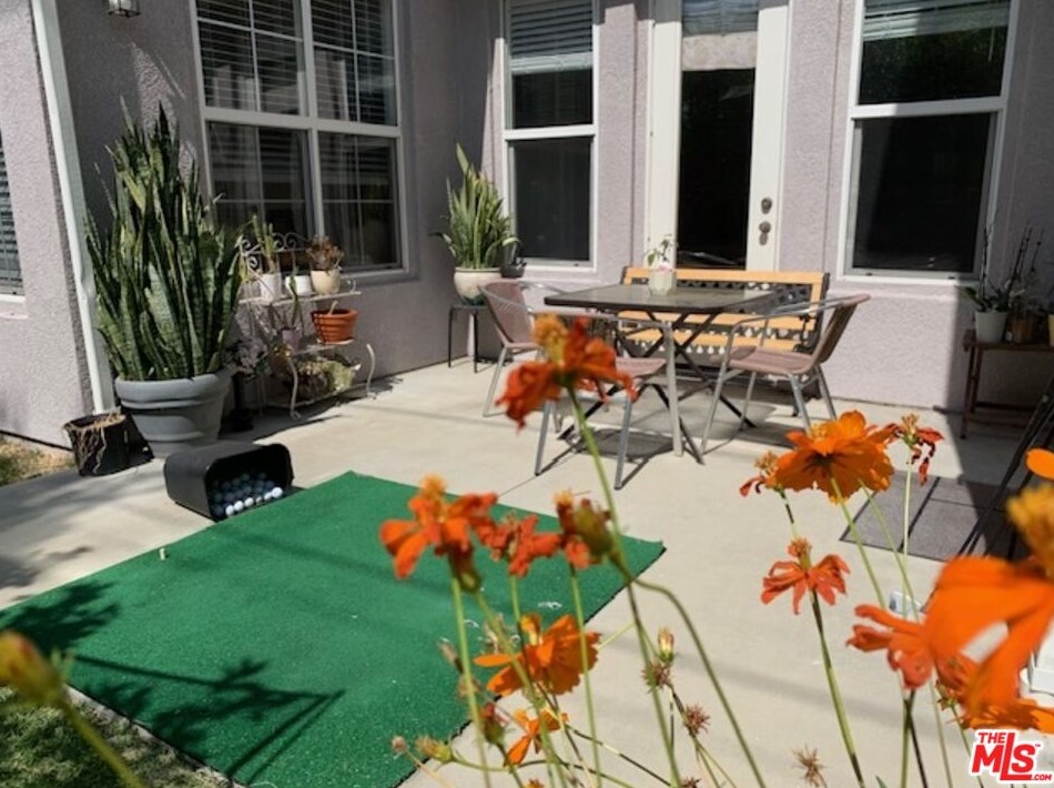 678 Milford St, Los Angeles CA  90042-2793 exterior